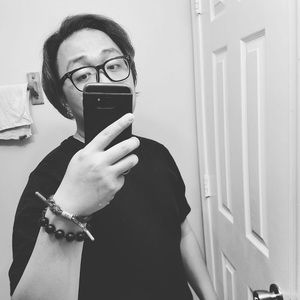 Meet your Posher, Hoang